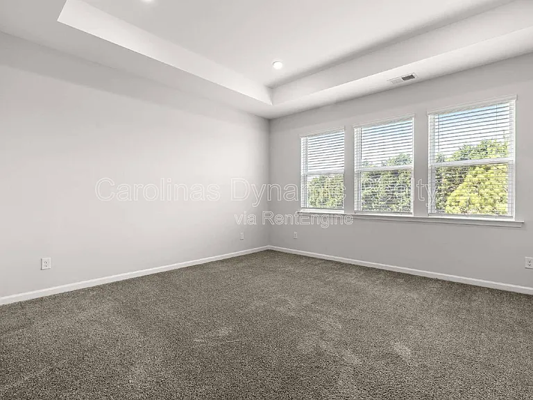 6985 Waterstone Dr — Photo 27