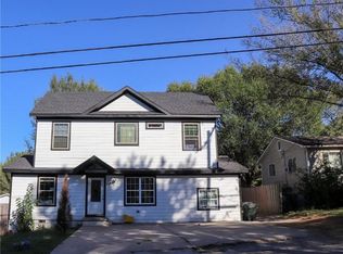 1832 S Ashwood Ave, Fayetteville, AR 72701