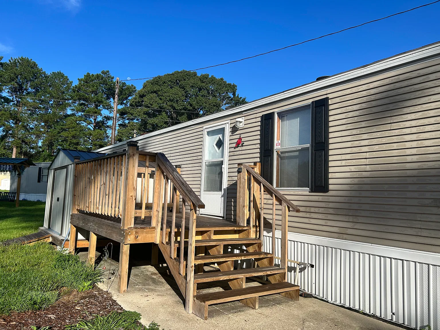 3 bed, 1100 sqft, $1,400 — Photo 3