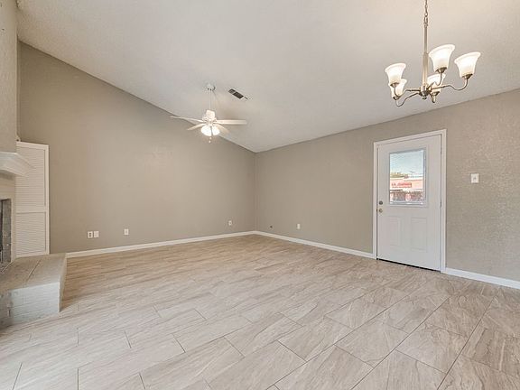 5th image of 905 Cedarland Blvd