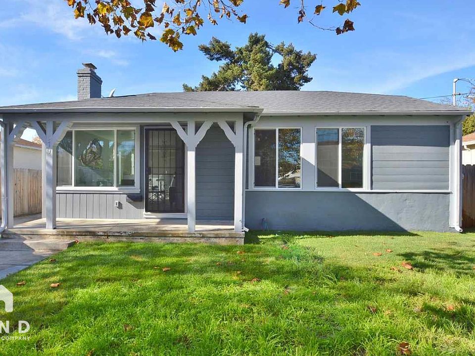 1st image of 579 El Paseo Dr