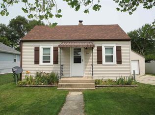 514 Marquette Rd, Machesney Park, IL 61115