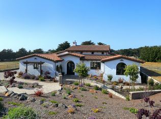2 Fairway Dr, Seaside, CA 93955