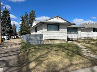 9612 75a St NW, Edmonton, AB T6C 2J3