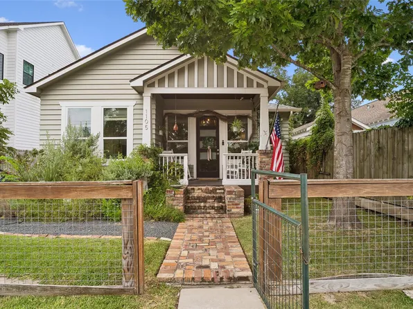 1105 Tabor St, Houston, TX 77009