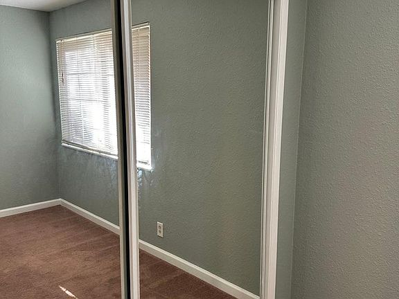 4th image of 2930 Macarthur Blvd APT 4