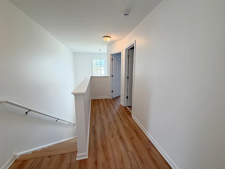 651 Olive Ln — Photo 10