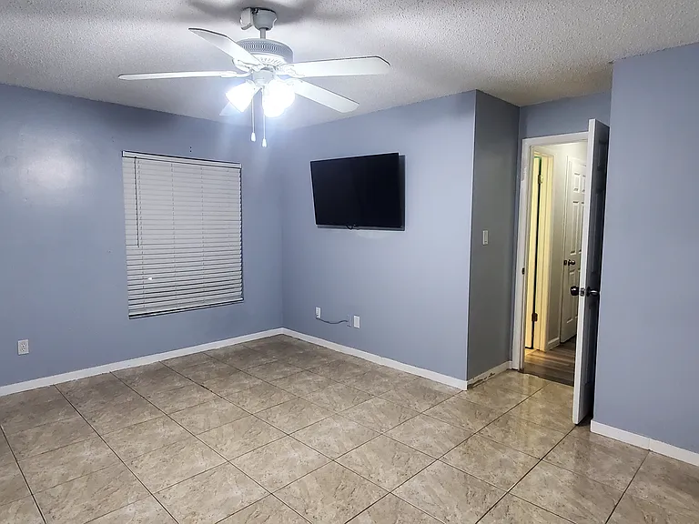 2112 Spice Ave — Photo 10