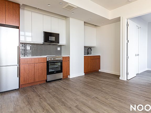 2nd image of 276 Grand Concourse #1215G
