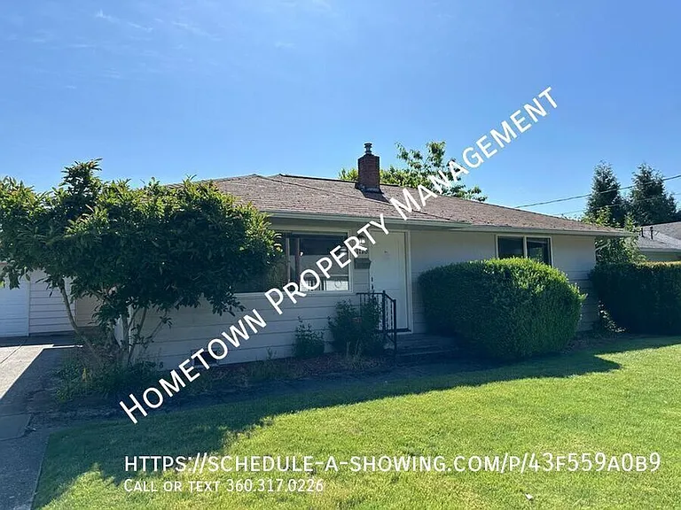 1720 Lake Park Dr SW — Photo 1