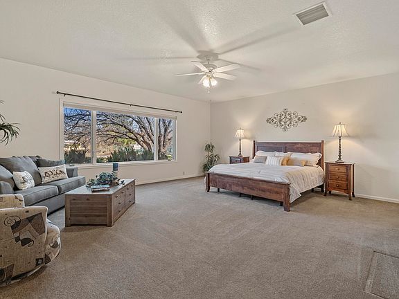 4th image of 3033 GLENVIEW Drive
