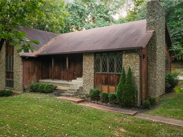 4013 Rustic Hills Court, Floyds Knobs, IN 47119