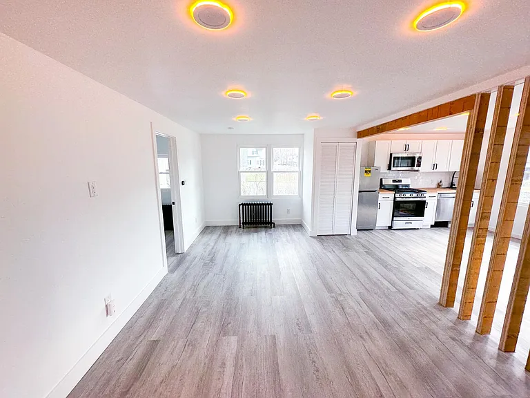 23 Hewson Ave — Photo 9