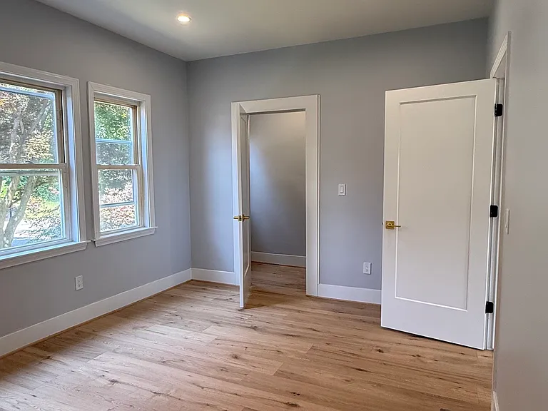 706 W Main St #2 — Photo 10