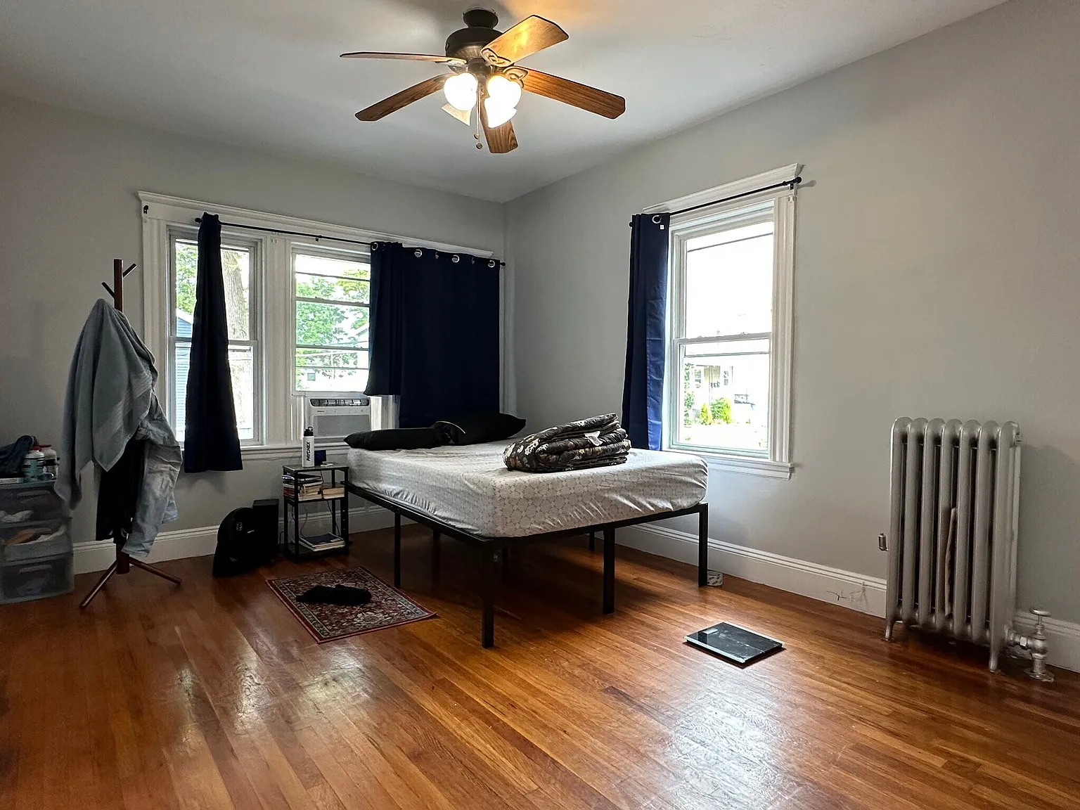 3 bed, 1450 sqft, $3,350 — Photo 3