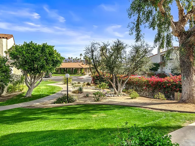 45436 Driftwood Dr — Photo 32
