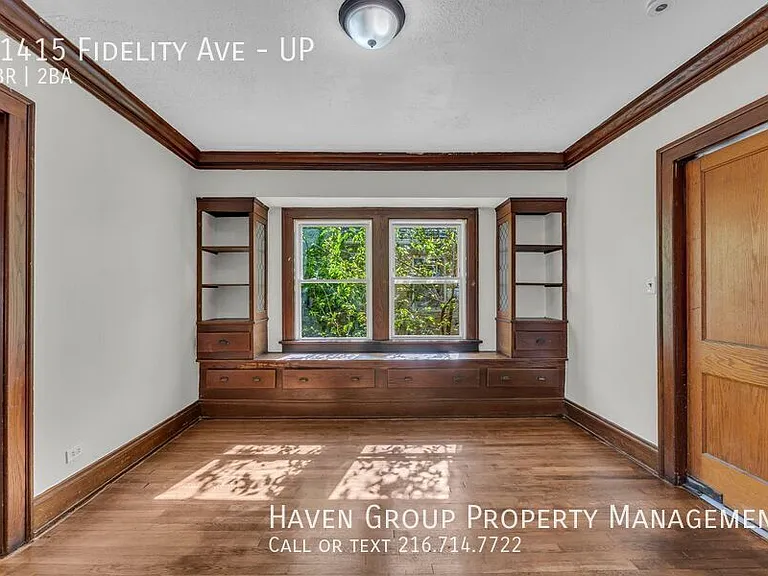 11415 Fidelity Ave #UP — Photo 6