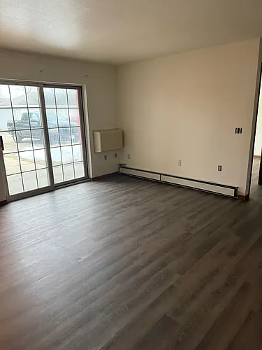 907 Madison Ave Photo 1