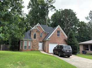 2876 Alden Green Trl, East Pt, GA 30344