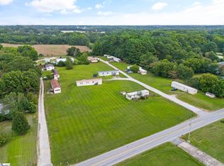 105 Hunter Rd, Simpsonville, SC 29681