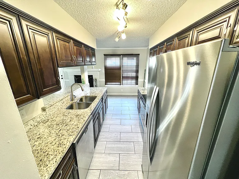 5559 Campus Dr — Photo 13