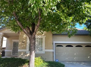 405 Ivory Cir, Aurora, CO 80011