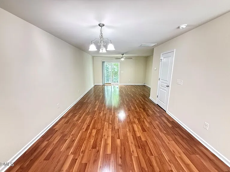 8527 Quarton Dr — Photo 6