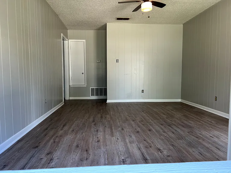 3161 Glenda Ave #202 — Photo 6
