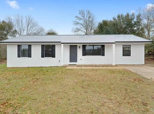 2216 Handy Rd, Cantonment, FL 32533