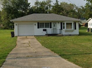 1716 W Ravina Park Rd, Decatur, IL 62526