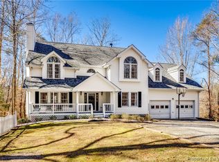 15169 Holly Cove Rd, Lanexa, VA 23089