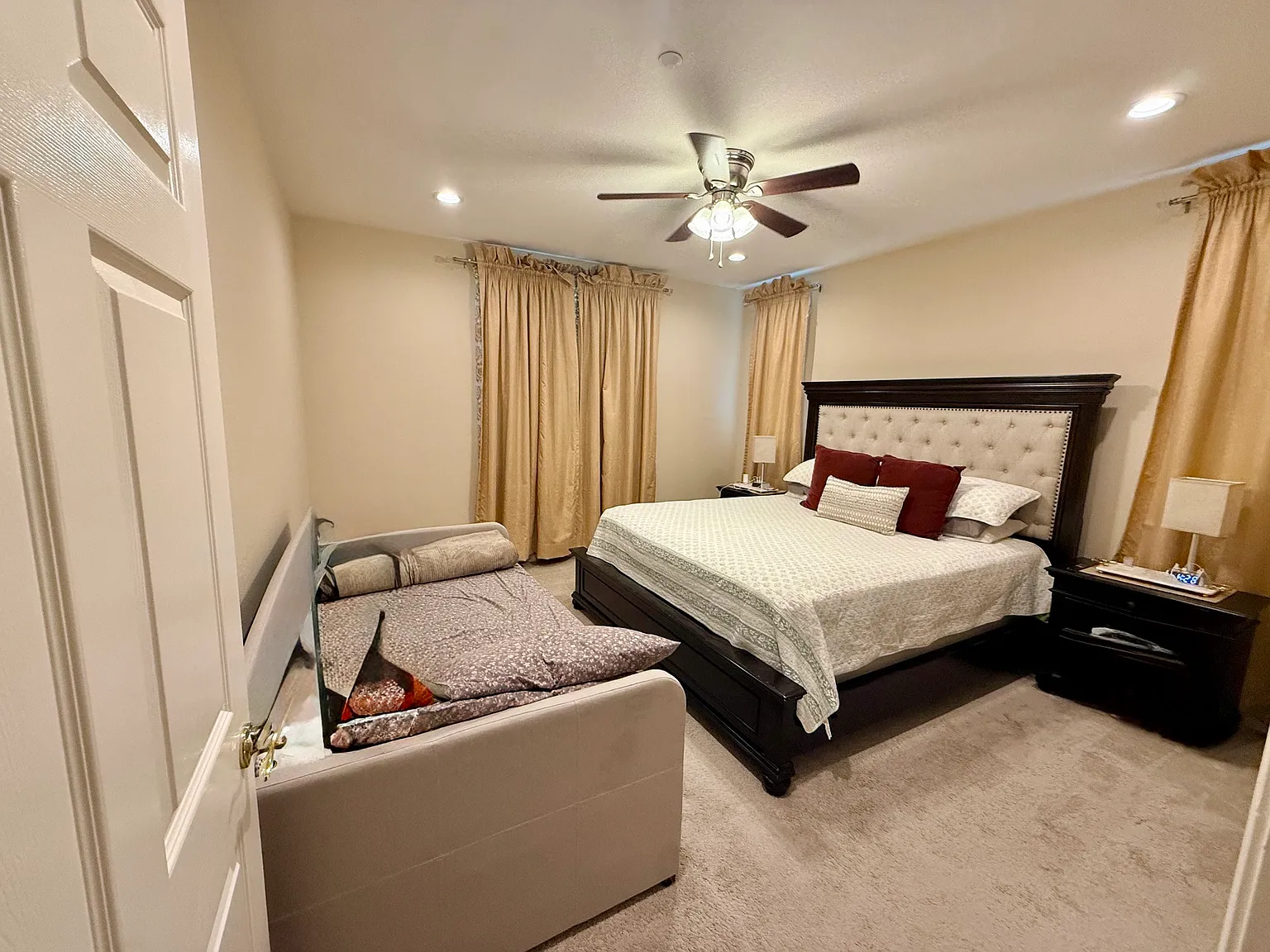 3 bed, 1974 sqft, $3,500 — Photo 4