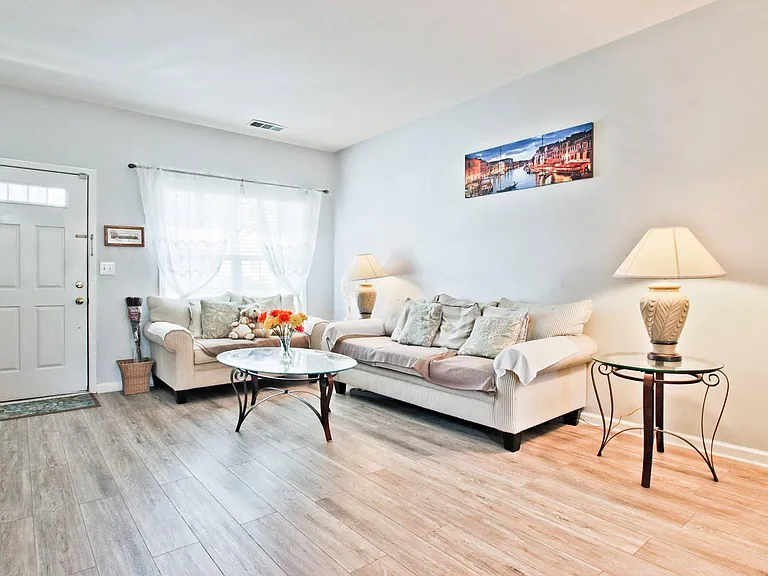 2384 Suwanee Pointe Dr — Photo 5