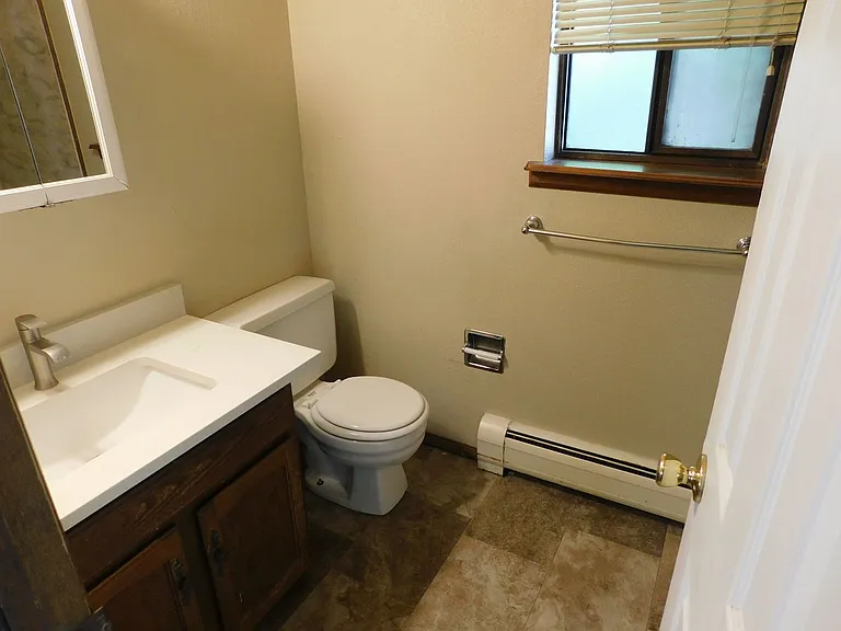 563 E Good Hope Cir #E — Photo 10