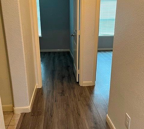 3rd image of 4665 Elderberry St