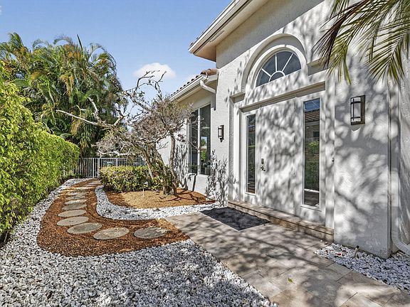 4th image of 5723 NW 24th Terrace