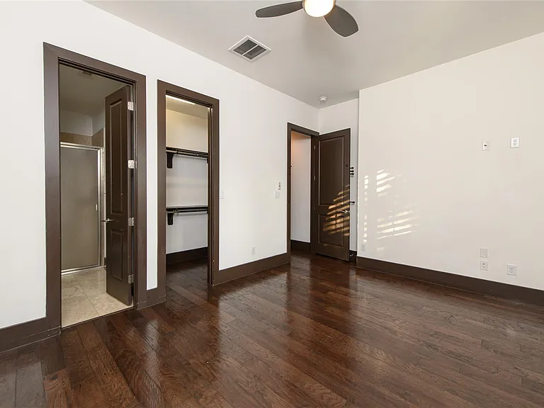 30 Freestone Stream Pl — Photo 41