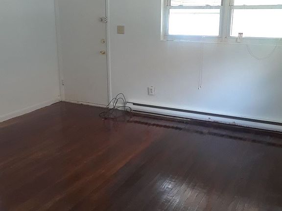 2nd image of 3012B Vincent Ave