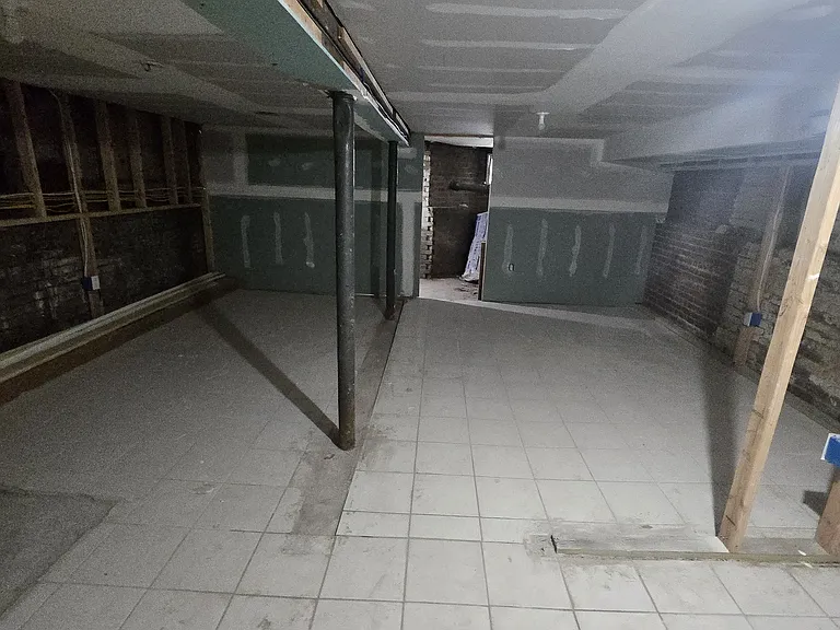 616 Court St #G2 — Photo 12