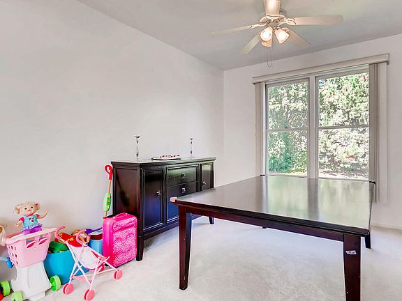 5th image of 814 Lakeland Dr