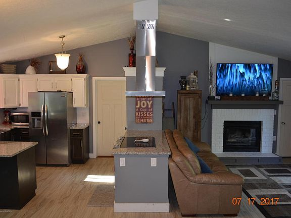 5th image of 4216 Saran Dr