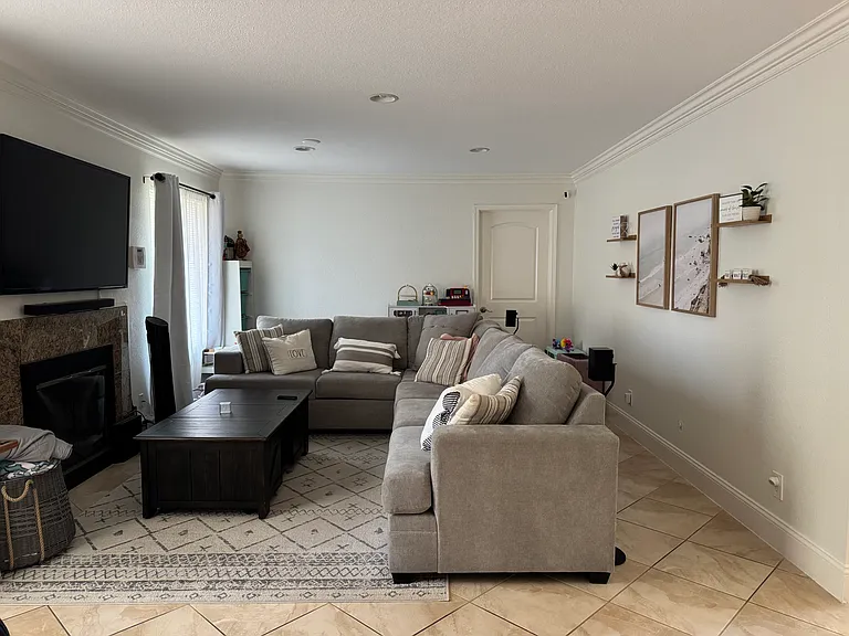 35043 Hollyhock St — Photo 2