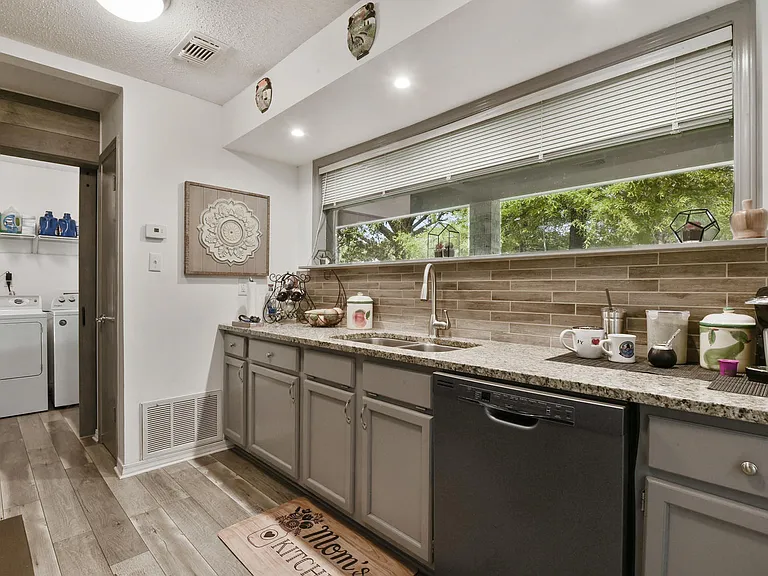 3617 Ridgecrest Dr — Photo 8