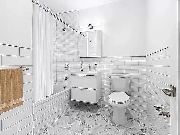 5th image of 109 Montague St #2RR