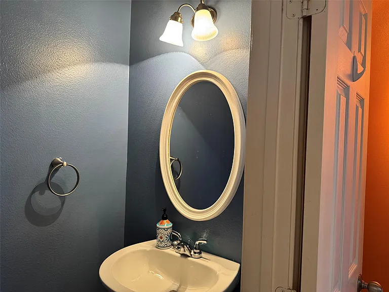 2311 Echo Harbor Dr — Photo 17