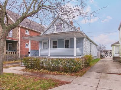 2088 Halstead Ave, Lakewood, OH, 44107