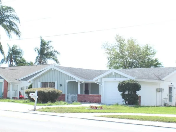 3518 Moog Rd, Holiday, FL 34691