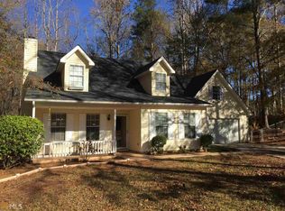 135 Creekwood Dr, Newnan, GA 30265