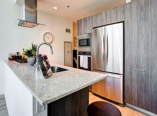 322 E Illinois St #802, Chicago, IL 60611