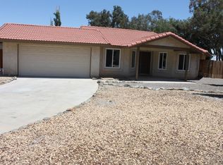 10427 Shangri La Ave, Hesperia, CA 92345